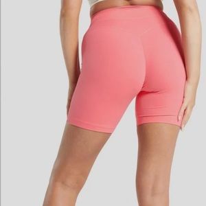 NWT gymshark whitney Simmons high rise shorts cyber red